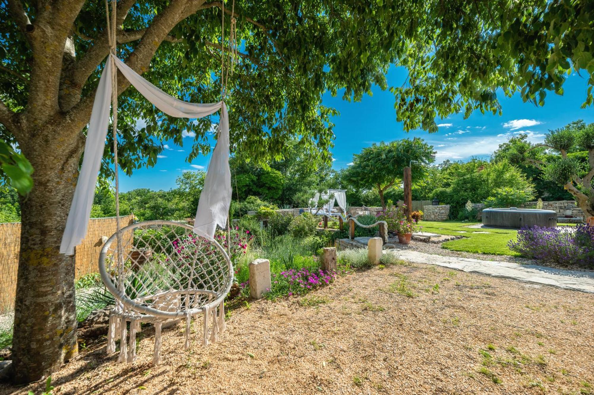 אימוטסקי Rustical Holiday Resort Olea מראה חיצוני תמונה