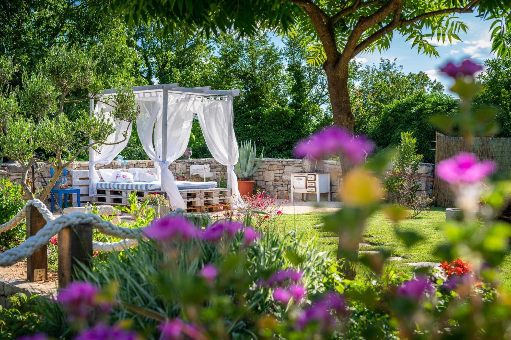 אימוטסקי Rustical Holiday Resort Olea מראה חיצוני תמונה