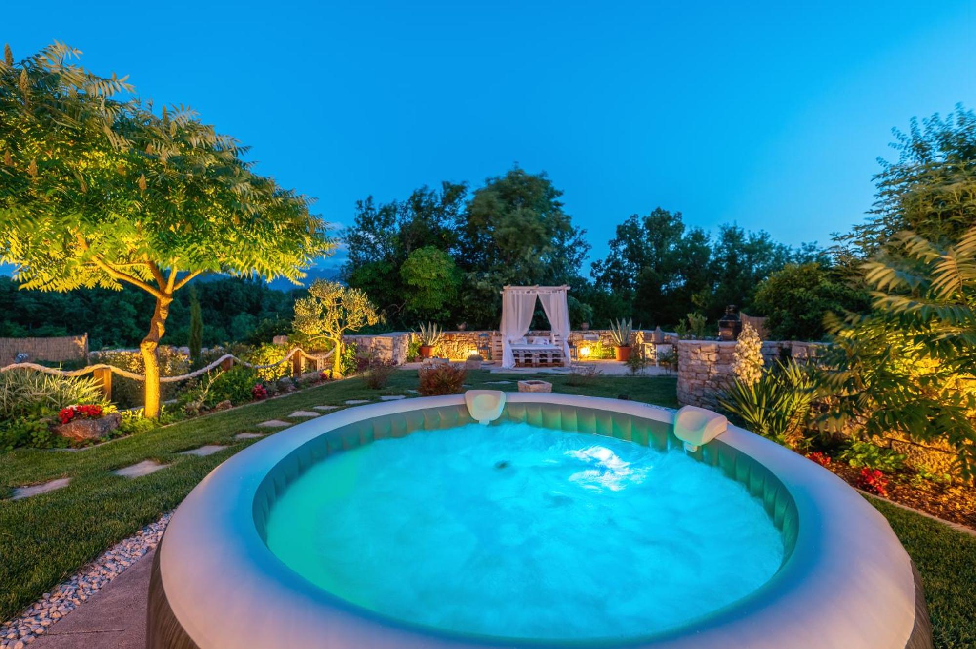 אימוטסקי Rustical Holiday Resort Olea מראה חיצוני תמונה