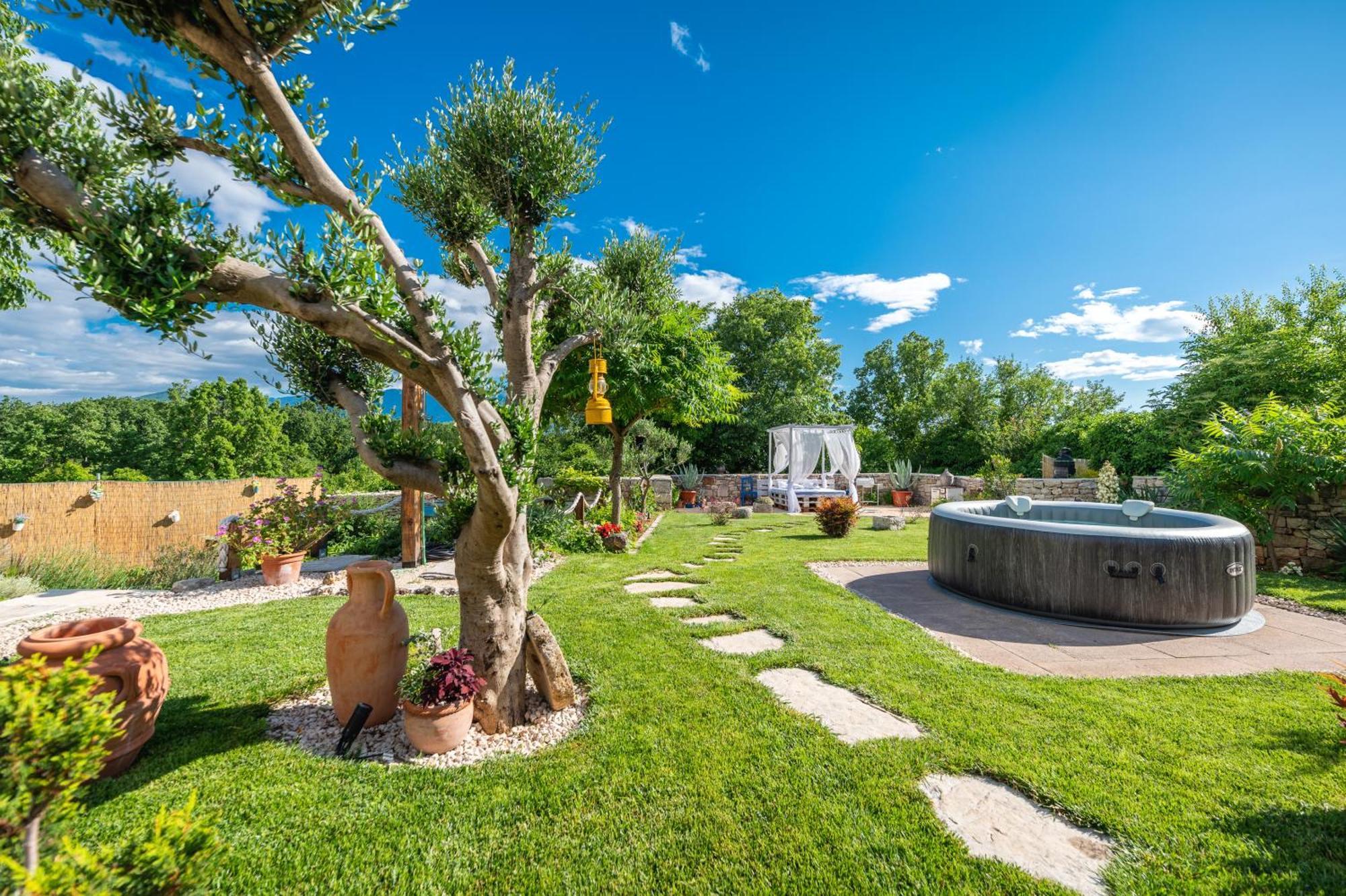אימוטסקי Rustical Holiday Resort Olea מראה חיצוני תמונה